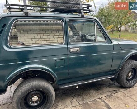 Зеленый ВАЗ 2121 Нива, объемом двигателя 1.6 л и пробегом 200 тыс. км за 2200 $, фото 6 на Automoto.ua