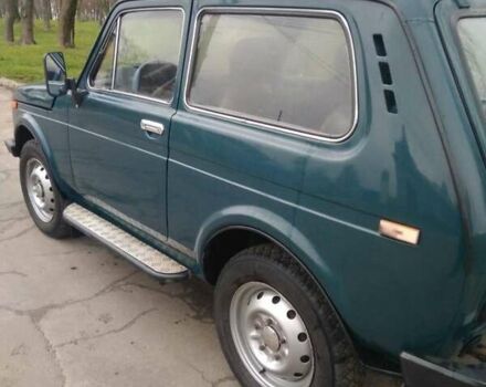 Зеленый ВАЗ 2121 Нива, объемом двигателя 1.57 л и пробегом 229 тыс. км за 4199 $, фото 5 на Automoto.ua