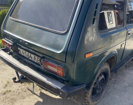 Зелений ВАЗ 2121 Нива, об'ємом двигуна 1.6 л та пробігом 120 тис. км за 2500 $, фото 9 на Automoto.ua