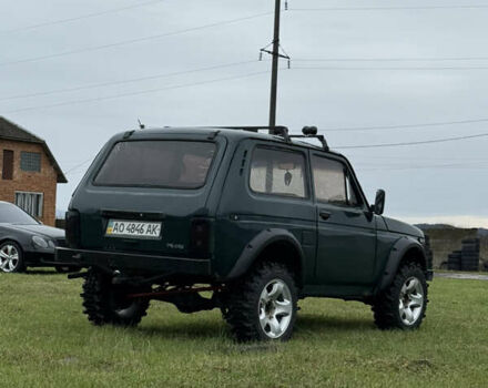 Зелений ВАЗ 2121 Нива, об'ємом двигуна 1.6 л та пробігом 182 тис. км за 3200 $, фото 3 на Automoto.ua