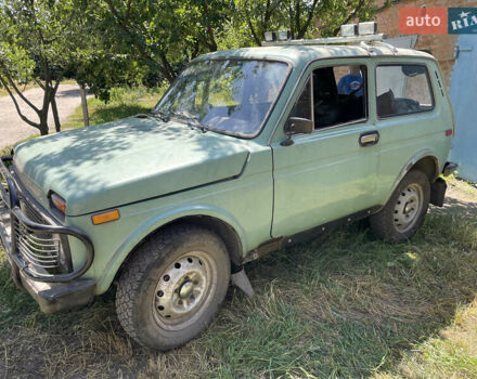 Зеленый ВАЗ 2121 Нива, объемом двигателя 1.6 л и пробегом 49 тыс. км за 1700 $, фото 6 на Automoto.ua