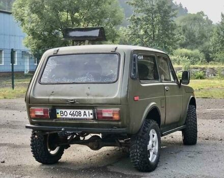 Зелений ВАЗ 2121 Нива, об'ємом двигуна 1.6 л та пробігом 75 тис. км за 2800 $, фото 1 на Automoto.ua