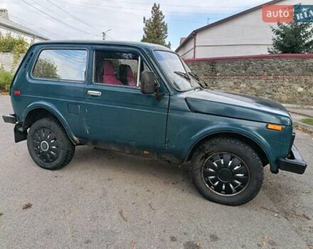 Зеленый ВАЗ 2121 Нива, объемом двигателя 1.6 л и пробегом 222 тыс. км за 750 $, фото 1 на Automoto.ua