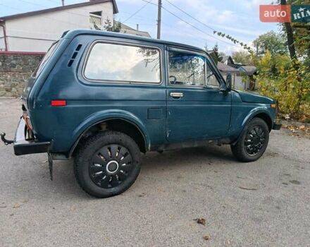 Зеленый ВАЗ 2121 Нива, объемом двигателя 1.6 л и пробегом 222 тыс. км за 750 $, фото 5 на Automoto.ua
