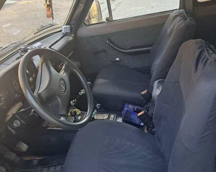 Зелений ВАЗ 2121 Нива, об'ємом двигуна 1.7 л та пробігом 250 тис. км за 1950 $, фото 12 на Automoto.ua