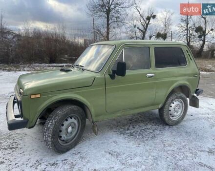 Зеленый ВАЗ 2121 Нива, объемом двигателя 1.7 л и пробегом 199 тыс. км за 1850 $, фото 2 на Automoto.ua
