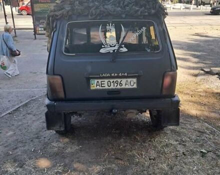 Зелений ВАЗ 2121 Нива, об'ємом двигуна 1.7 л та пробігом 250 тис. км за 1950 $, фото 9 на Automoto.ua