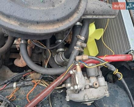 Зелений ВАЗ 2121 Нива, об'ємом двигуна 1.7 л та пробігом 250 тис. км за 1950 $, фото 1 на Automoto.ua