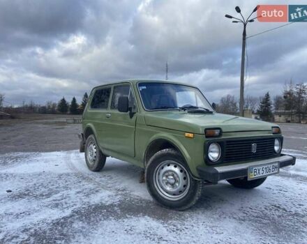 Зеленый ВАЗ 2121 Нива, объемом двигателя 1.7 л и пробегом 199 тыс. км за 1850 $, фото 4 на Automoto.ua