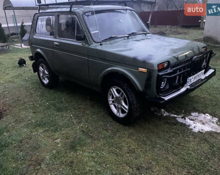 Зелений ВАЗ 2121 Нива, об'ємом двигуна 1.6 л та пробігом 71 тис. км за 1850 $, фото 5 на Automoto.ua