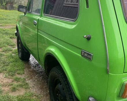 Зелений ВАЗ 2121 Нива, об'ємом двигуна 1.6 л та пробігом 128 тис. км за 2100 $, фото 4 на Automoto.ua