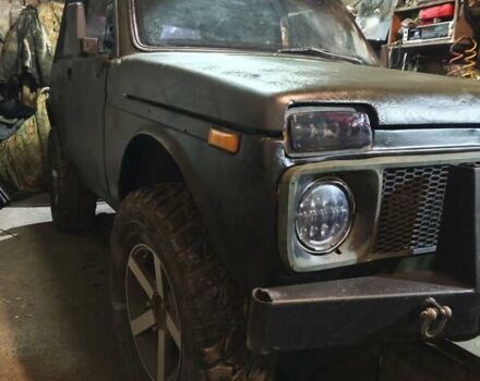 Зеленый ВАЗ 2121 Нива, объемом двигателя 0 л и пробегом 70 тыс. км за 2000 $, фото 1 на Automoto.ua