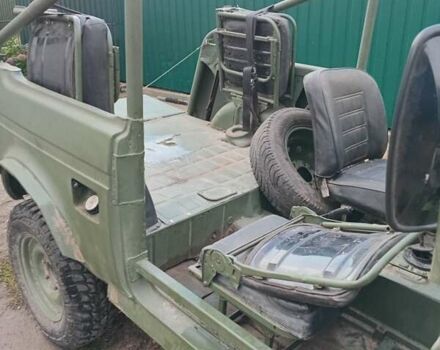 Зеленый ВАЗ 2121 Нива, объемом двигателя 1.9 л и пробегом 57 тыс. км за 3800 $, фото 2 на Automoto.ua