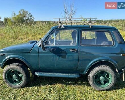 Зеленый ВАЗ 2121 Нива, объемом двигателя 1.6 л и пробегом 66 тыс. км за 4143 $, фото 2 на Automoto.ua