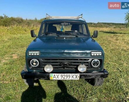 Зеленый ВАЗ 2121 Нива, объемом двигателя 1.6 л и пробегом 66 тыс. км за 4143 $, фото 3 на Automoto.ua
