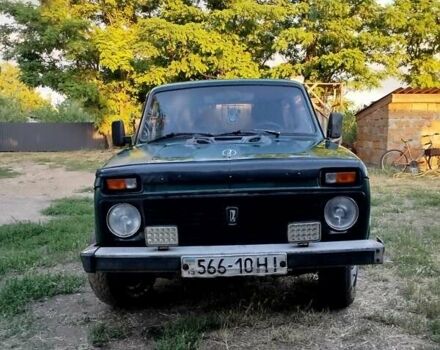 Зелений ВАЗ 2121 Нива, об'ємом двигуна 1.6 л та пробігом 97 тис. км за 2000 $, фото 2 на Automoto.ua