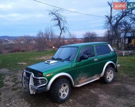Зеленый ВАЗ 2121 Нива, объемом двигателя 1.7 л и пробегом 200 тыс. км за 2700 $, фото 4 на Automoto.ua