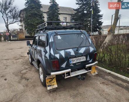 Зеленый ВАЗ 2121 Нива, объемом двигателя 1.67 л и пробегом 180 тыс. км за 3500 $, фото 2 на Automoto.ua