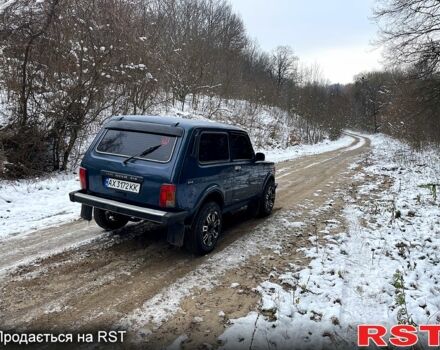 Зеленый ВАЗ 2121 Нива, объемом двигателя 1.7 л и пробегом 170 тыс. км за 4100 $, фото 2 на Automoto.ua