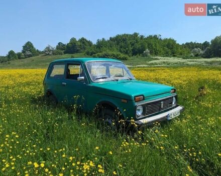 Зеленый ВАЗ 2121 Нива, объемом двигателя 1.6 л и пробегом 100 тыс. км за 1400 $, фото 1 на Automoto.ua