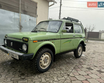 Зеленый ВАЗ 2121 Нива, объемом двигателя 1.6 л и пробегом 85 тыс. км за 1650 $, фото 1 на Automoto.ua