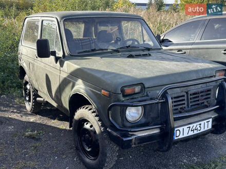 Зеленый ВАЗ 2121 Нива, объемом двигателя 1.6 л и пробегом 150 тыс. км за 1500 $, фото 1 на Automoto.ua