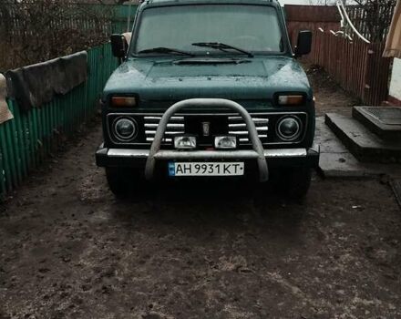 Зеленый ВАЗ 2121 Нива, объемом двигателя 1.69 л и пробегом 48 тыс. км за 2560 $, фото 1 на Automoto.ua