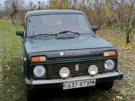 Зелений ВАЗ 2121 Нива, об'ємом двигуна 1.6 л та пробігом 280 тис. км за 1800 $, фото 1 на Automoto.ua