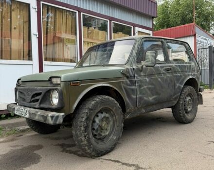 Зеленый ВАЗ 2121 Нива, объемом двигателя 1.6 л и пробегом 200 тыс. км за 1750 $, фото 1 на Automoto.ua
