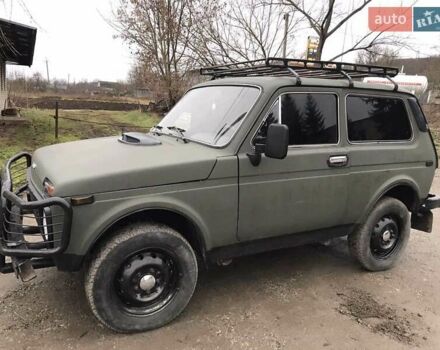 Зелений ВАЗ 2121 Нива, об'ємом двигуна 1.6 л та пробігом 140 тис. км за 3600 $, фото 1 на Automoto.ua