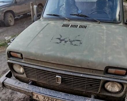 Зеленый ВАЗ 2121 Нива, объемом двигателя 1.5 л и пробегом 100 тыс. км за 1600 $, фото 1 на Automoto.ua