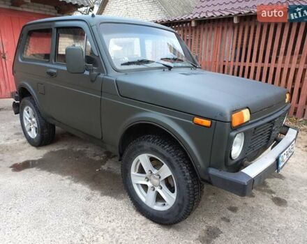 Зелений ВАЗ 2121 Нива, об'ємом двигуна 1.6 л та пробігом 150 тис. км за 2200 $, фото 1 на Automoto.ua
