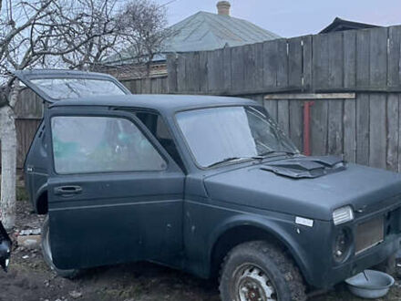 ВАЗ 2121 Нива 1986 в Переяславе-Хмельницком на Automoto.ua Зеленый ВАЗ 2121 Нива, объемом двигателя 1.6 л и пробегом 600 тыс. км за 2000 $, фото 1 на Automoto.ua