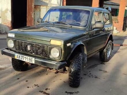ВАЗ 2121 Нива 1986 в Харькове на Automoto.ua Зеленый ВАЗ 2121 Нива, объемом двигателя 2 л и пробегом 160 тыс. км за 4999 $, фото 1 на Automoto.ua