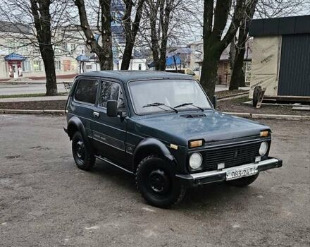 Зеленый ВАЗ 2121 Нива, объемом двигателя 1.6 л и пробегом 200 тыс. км за 1350 $, фото 1 на Automoto.ua