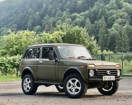 Зелений ВАЗ 2121 Нива, об'ємом двигуна 1.6 л та пробігом 75 тис. км за 2800 $, фото 1 на Automoto.ua