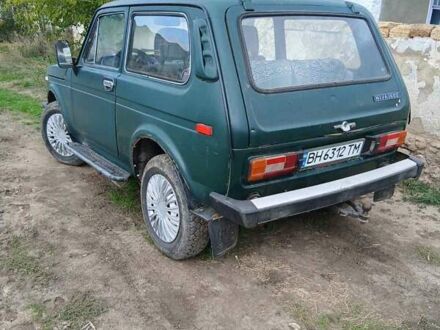 ВАЗ 2121 Нива 1990 у Белгород-Днестровском на Automoto.ua Зелений ВАЗ 2121 Нива, об'ємом двигуна 1.6 л та пробігом 250 тис. км за 2000 $, фото 1 на Automoto.ua