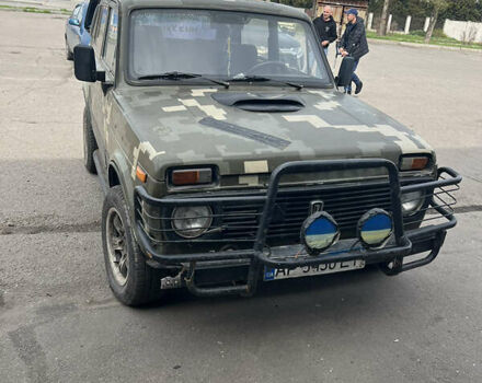 Зеленый ВАЗ 2121 Нива, объемом двигателя 1.6 л и пробегом 1 тыс. км за 2100 $, фото 1 на Automoto.ua