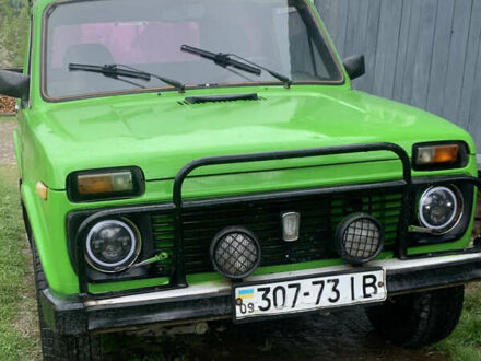 Зелений ВАЗ 2121 Нива, об'ємом двигуна 1.6 л та пробігом 128 тис. км за 2100 $, фото 1 на Automoto.ua
