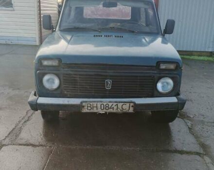 Зеленый ВАЗ 2121 Нива, объемом двигателя 1.6 л и пробегом 15 тыс. км за 1100 $, фото 1 на Automoto.ua