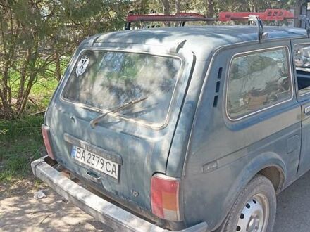 ВАЗ 2121 Нива 2002 у Херсоні на Automoto.ua Зелений ВАЗ 2121 Нива, об'ємом двигуна 1.69 л та пробігом 277 тис. км за 2500 $, фото 1 на Automoto.ua