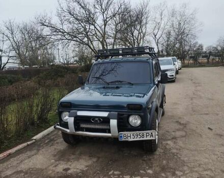 Зеленый ВАЗ 2121 Нива, объемом двигателя 1.67 л и пробегом 180 тыс. км за 3500 $, фото 1 на Automoto.ua