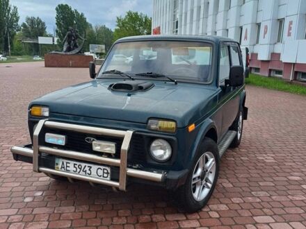ВАЗ 2121 Нива 2007 в Каменское - Днепродзержинск на Automoto.ua Зеленый ВАЗ 2121 Нива, объемом двигателя 1.7 л и пробегом 200 тыс. км за 3000 $, фото 1 на Automoto.ua