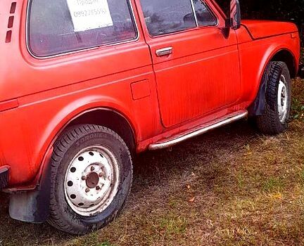 Помаранчевий ВАЗ 2121 Нива, об'ємом двигуна 1.7 л та пробігом 70 тис. км за 1100 $, фото 1 на Automoto.ua