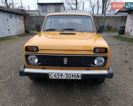 Оранжевый ВАЗ 2121 Нива, объемом двигателя 1.6 л и пробегом 72 тыс. км за 2950 $, фото 10 на Automoto.ua