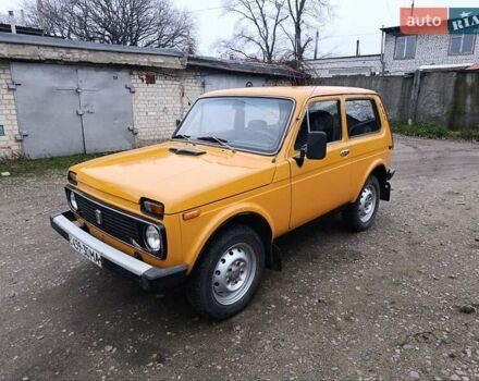 Оранжевый ВАЗ 2121 Нива, объемом двигателя 1.6 л и пробегом 72 тыс. км за 2950 $, фото 1 на Automoto.ua