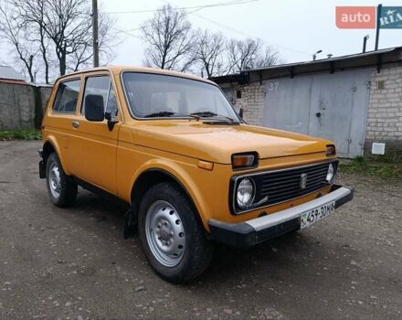 Оранжевый ВАЗ 2121 Нива, объемом двигателя 1.6 л и пробегом 72 тыс. км за 2950 $, фото 9 на Automoto.ua