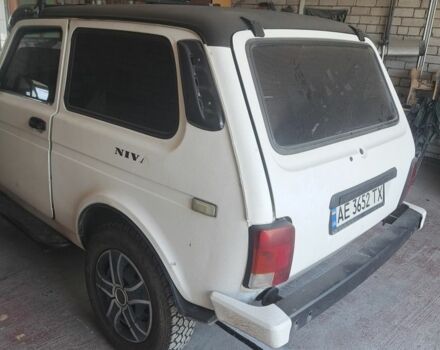 Белый ВАЗ 21213 Niva, объемом двигателя 1.7 л и пробегом 97 тыс. км за 2000 $, фото 1 на Automoto.ua