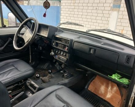 Белый ВАЗ 21213 Niva, объемом двигателя 1.7 л и пробегом 75 тыс. км за 2500 $, фото 4 на Automoto.ua