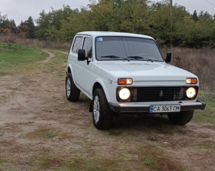 Белый ВАЗ 21213 Niva, объемом двигателя 1.7 л и пробегом 290 тыс. км за 3500 $, фото 6 на Automoto.ua